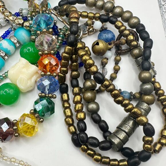 Bracelet Lot 23 beaded Craft Lot Stretch Boho Sparkle Mixed bundle - Picture 3 of 11